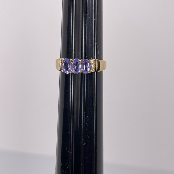 Ring Tanzanite Ring 14Kt Yellow Gold with Single Cut Diamond Accents Ring - Picture 7 of 11